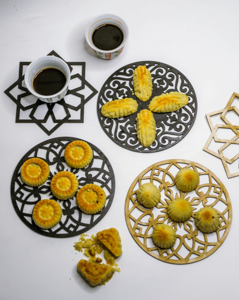 كعك ومعمول عيد الفطر السعيد